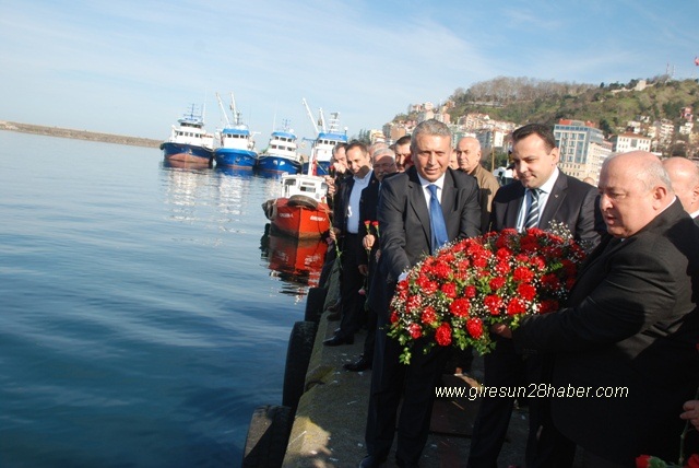 Photo of AHMET COŞKUN:SİYASETİN ARKA BAHÇESİ DEĞİLİZ