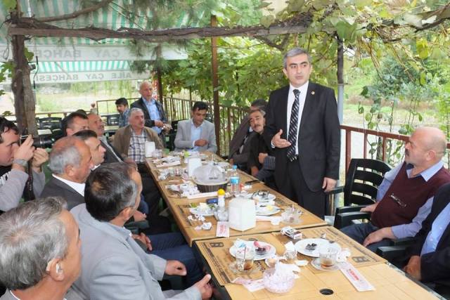 MHP ADAYI ERZURUM MUHTARLARI UYARDI