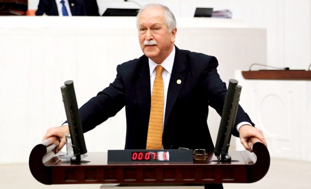 CHP MİLLETVEKİLİ BEKTAŞOĞLU ALKIŞ REKORU KIRDI