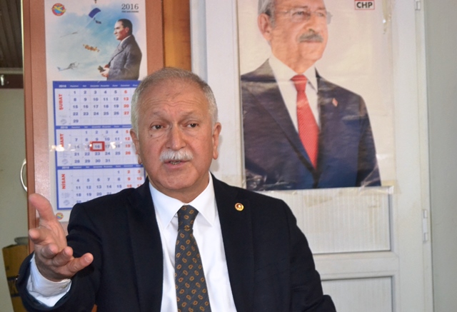 Photo of BEKTAŞOĞLU:TERÖRLE DEMOKRASİ VE CUMHURİYETTEN UZAKLAŞTIRMAK İSTİYORLAR