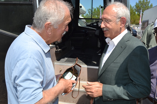 KILIÇDAROĞLU’NA 2017 ÜRÜNÜ FINDIKLA TEŞEKKÜR  