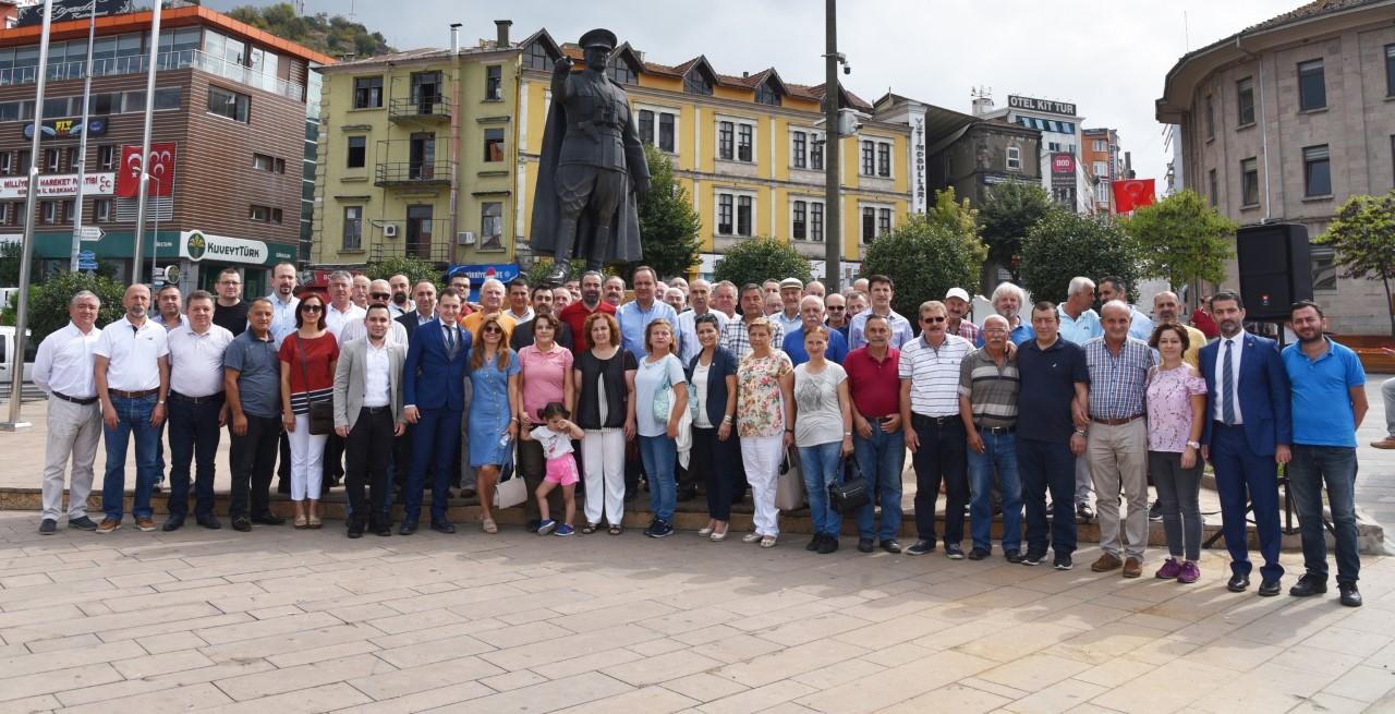 CHP KURULUŞ YILDÖNÜMÜNÜ KUTLADI