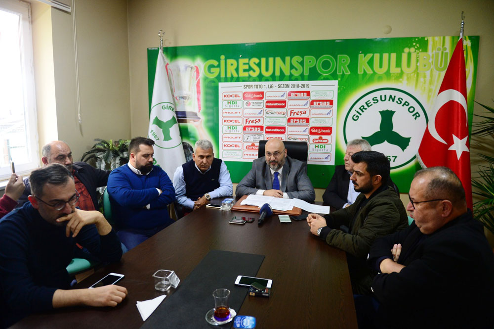 GİRESUNSPOR BAŞKANI BOZBAĞ, BIRAKMA VE KONGRE KARARI ALDI