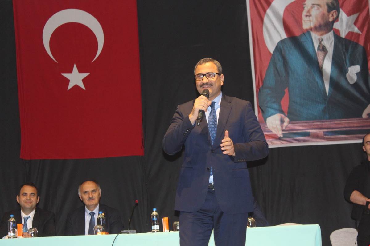 GİRESUN VALİSİ: “ÇAVUŞLU’DAKİ ÇÖP TESİSİNİ DENETLİYORUZ, NUMUNE ALIYORUZ”…