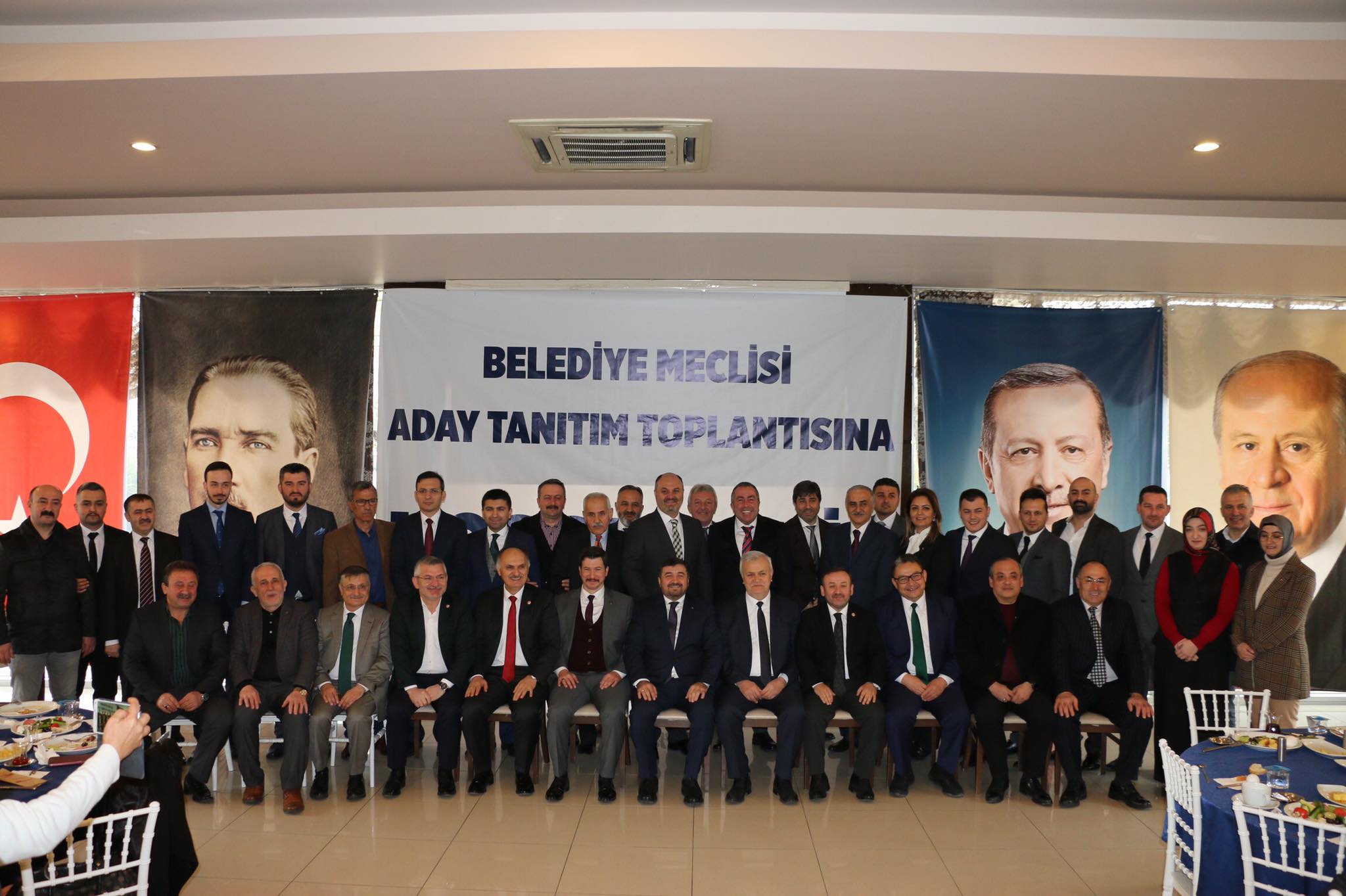 AKP ADAYI AYTEKİN ŞENLİKOĞLU MECLİS ADAYLARIYLA SAHADA…