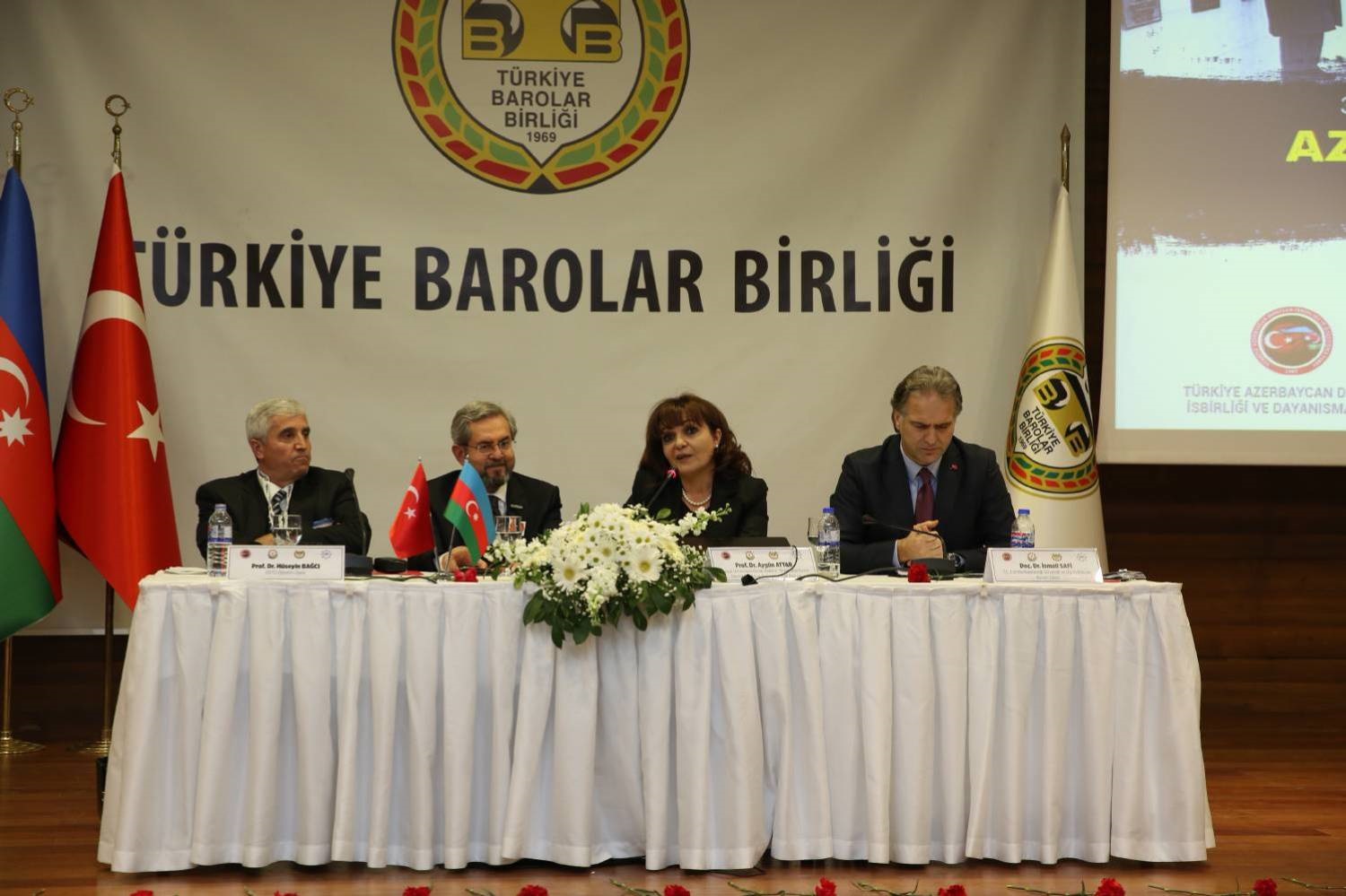 PROF. DR. AYGÜN ATTAR’IN OTURUM BAŞKANLIĞINDA, 20 OCAK ŞEHİTLER İÇİN TÖREN