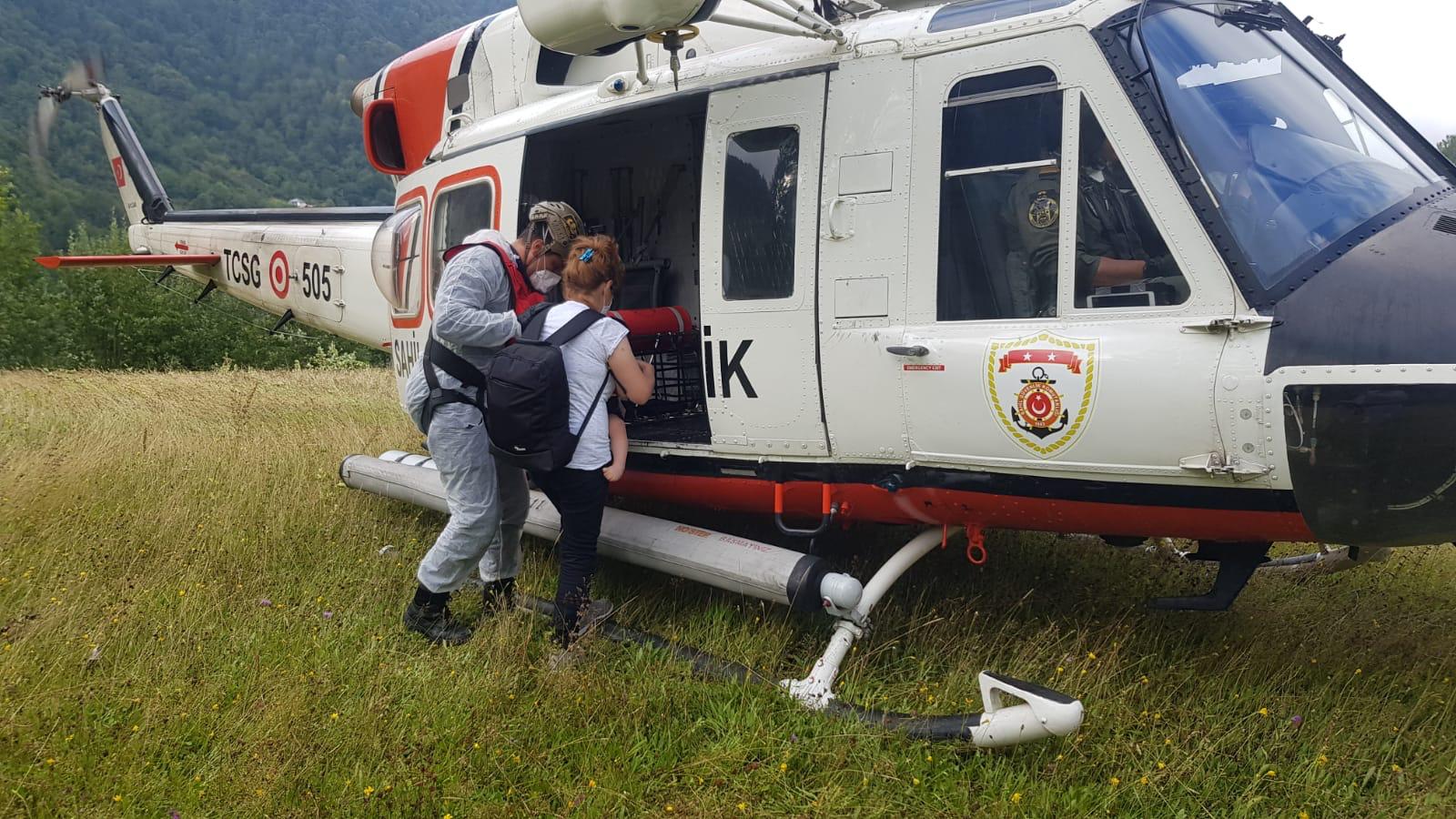 AFET MAĞDURU YUNUS BEBEK, HELİKOPTERLE ALINDI