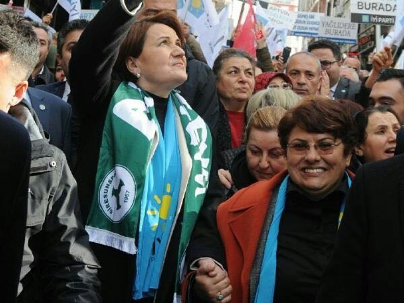 MERAL AKŞENER GİRESUN’A GELİYOR