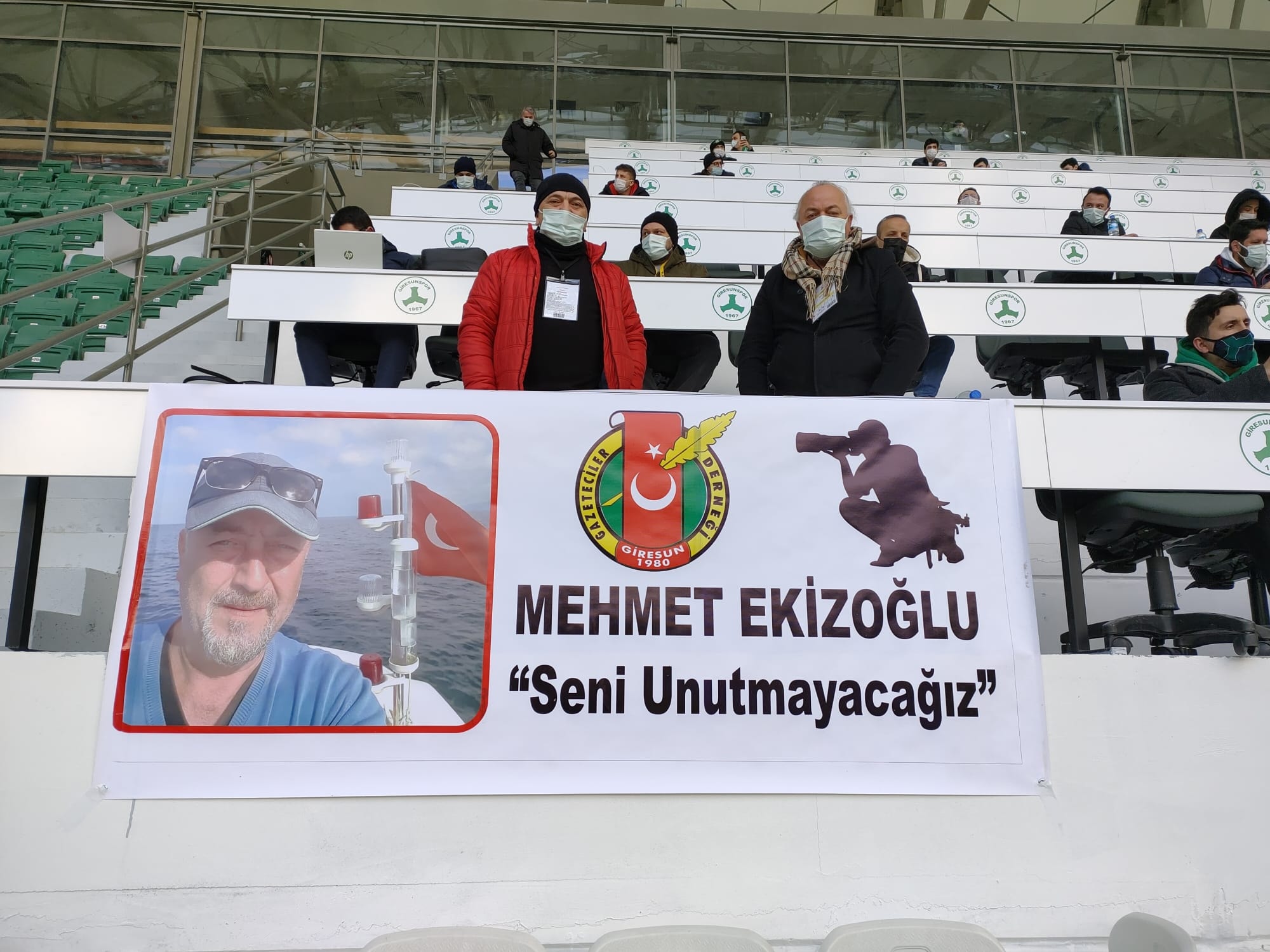 GAZETECİ MEHMET EKİZOĞLU’NA VEFA