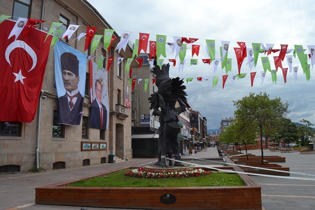 SOKAĞA ÇIKMA YASAĞINDAN KİMLER MUAF