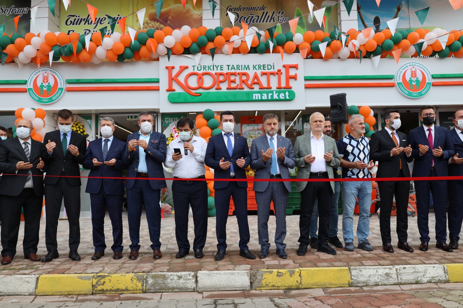 TARIM KREDİ KEŞAP’A MARKET AÇTI