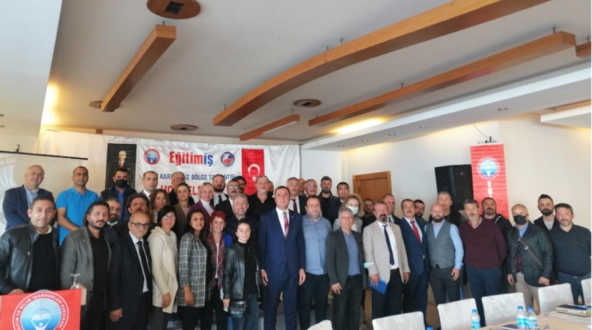 EĞİTİM-İŞ BÖLGE TOPLANTISI GİRESUN’DA YAPILDI