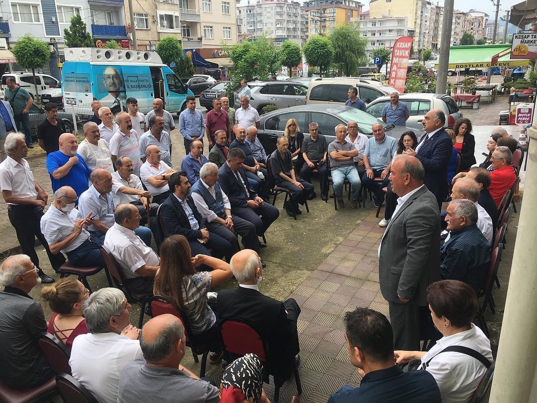 CHP’LİLER BAYRAMLAŞTI