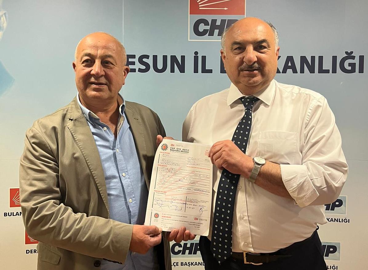 Özer Akbaşlı ‘Adalet’ için CHP saflarına katıldı