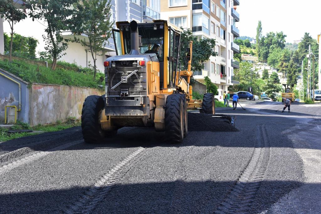 Eski hastane yolu asfaltlanacak mı?