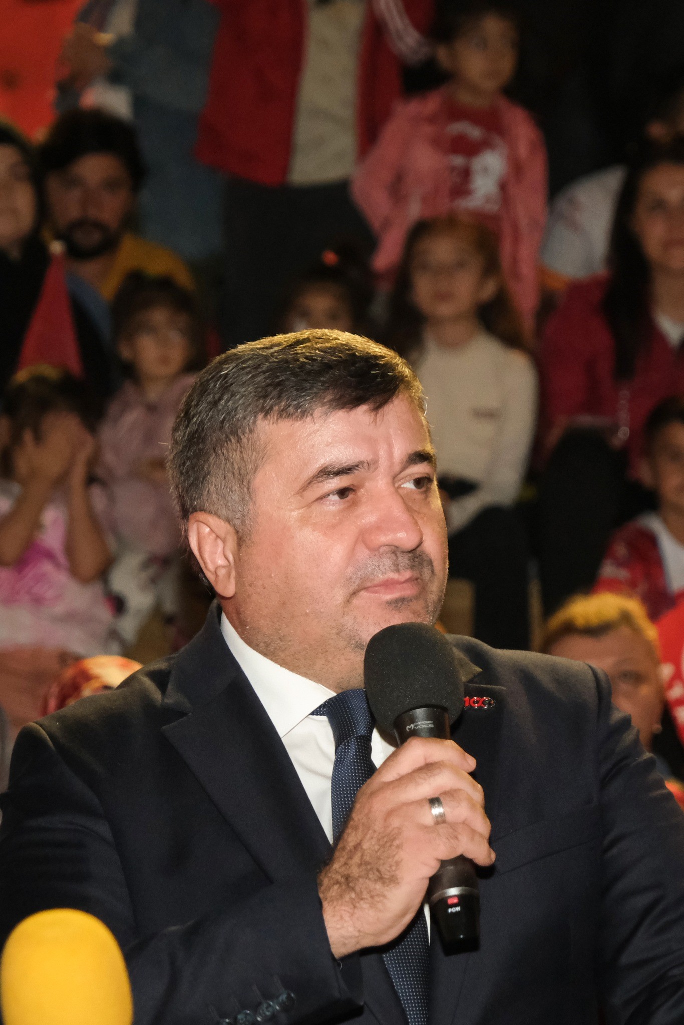 AK  PARTİ GİRESUN’DA ŞENLİKOĞLU’NDAN VAZGEÇMEDİ