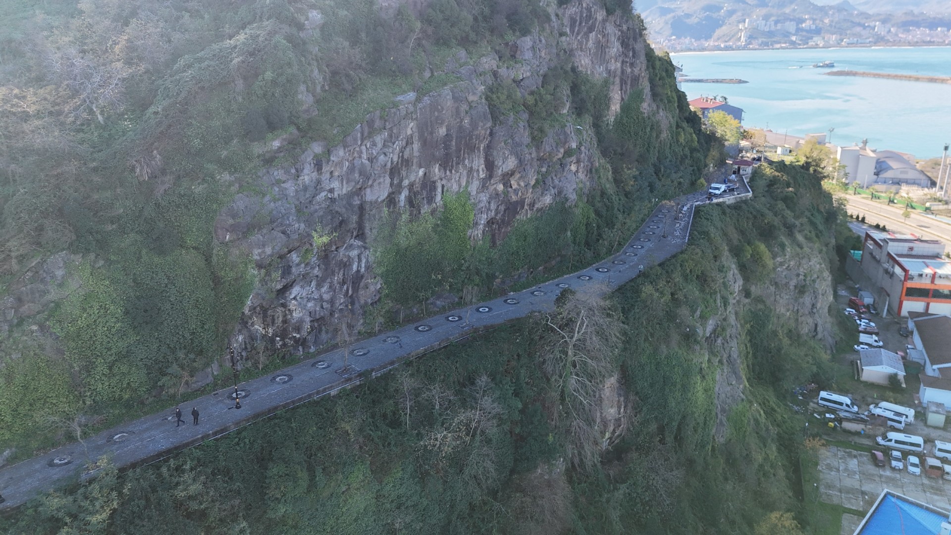 ÖZGÜRLÜK YOLU YENİ HALİYLE HAZIR