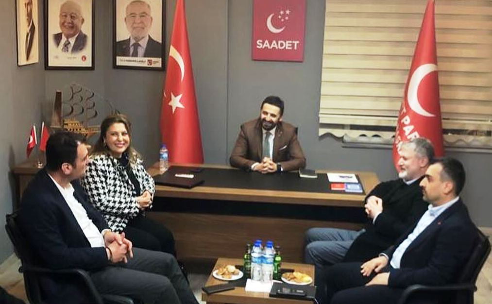 CHP adayı Köse’yi ilk olarak Saadet’e götürdüler